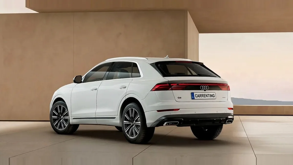 Audi Q8 SUV S line 45 TDI Quattro Tiptronic en renting en Barcelona — Trasera