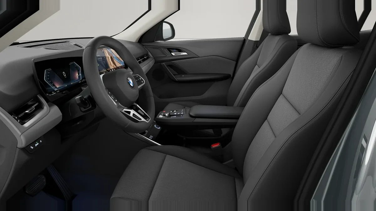 BMW X2 sDrive 20iA 170CV en renting en Barcelona — Interior