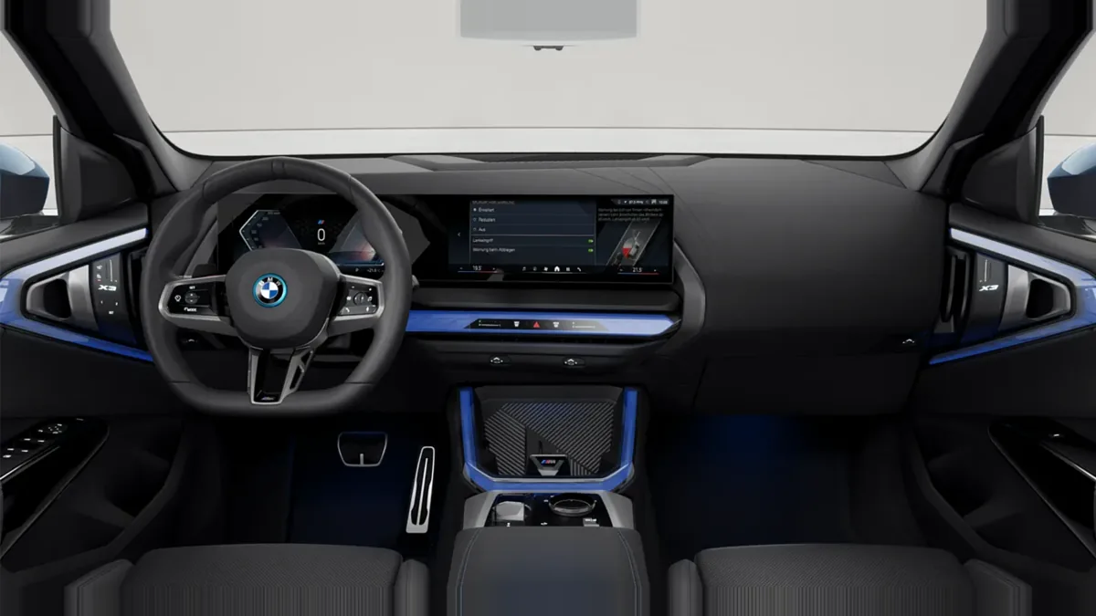 BMW X3 30e xDrive en renting en Barcelona — Delantera