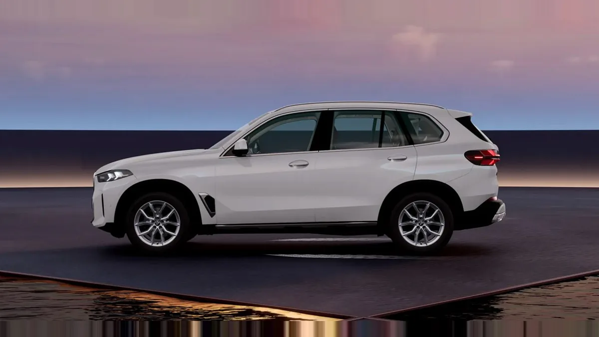 BMW X5 xDrive30d xLine en renting en Barcelona — vista 6