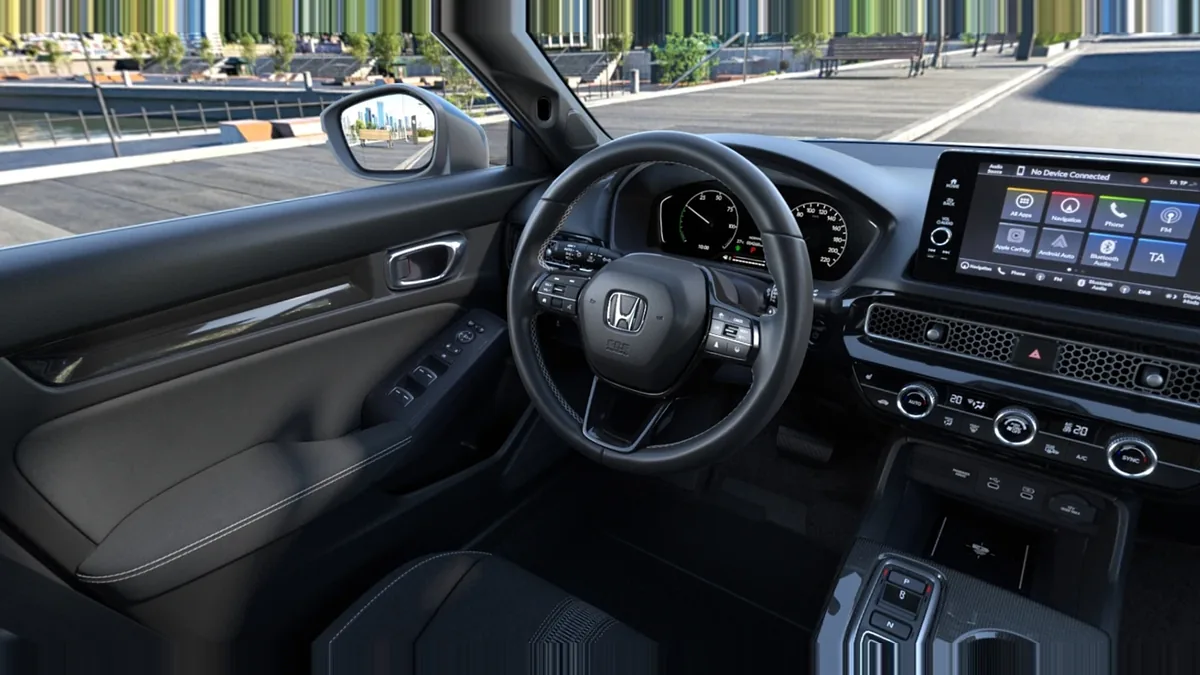 Honda Civic 2.0 i-MMD Elegance 184CV en renting en Barcelona — vista 6