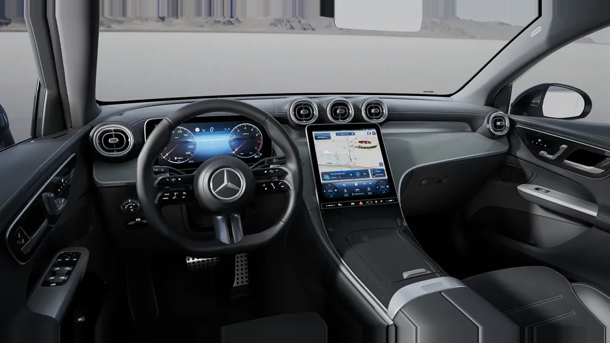 Mercedes-Benz GLC Coupé 200 4MATIC en renting en Barcelona — Interior