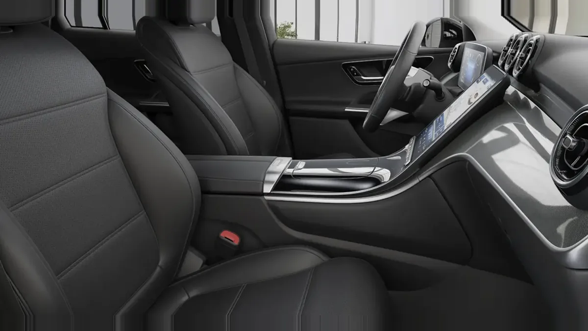 Mercedes-Benz GLC Coupé 220D 4MATIC en renting en Barcelona — vista 6