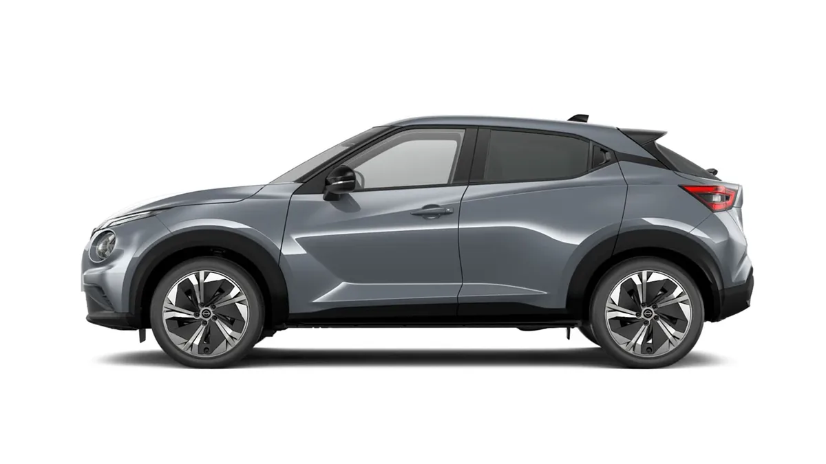 Nissan Juke 1.6 Hybrid Nconnecta 145CV Automático en renting en Barcelona — Trasera