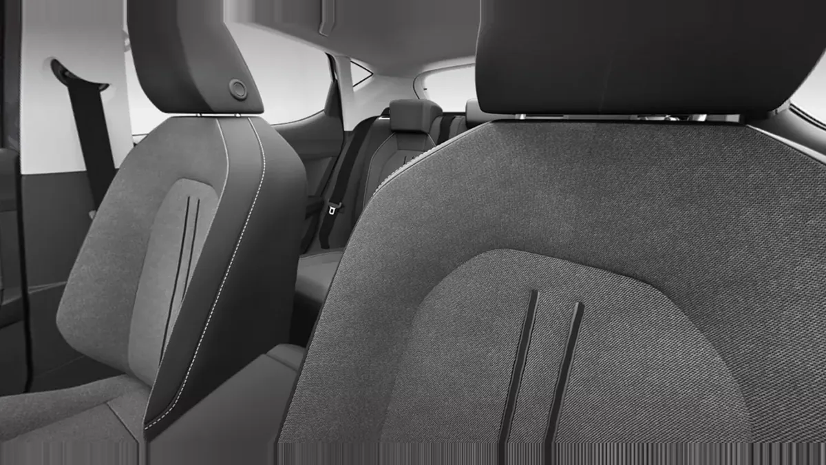 SEAT León 2.0 TDI Style XL Fleet Pack en renting en Barcelona — vista 6