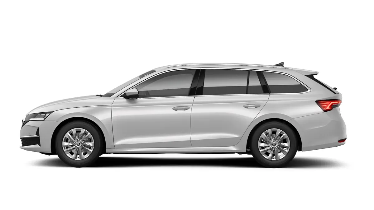Škoda Octavia Combi 2.0 TDI DSG Selection en renting en Barcelona — Trasera