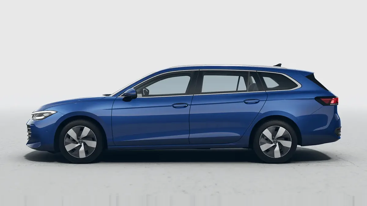Volkswagen Passat Business 2.0 TDI 90kW DSG en renting en Barcelona — Trasera
